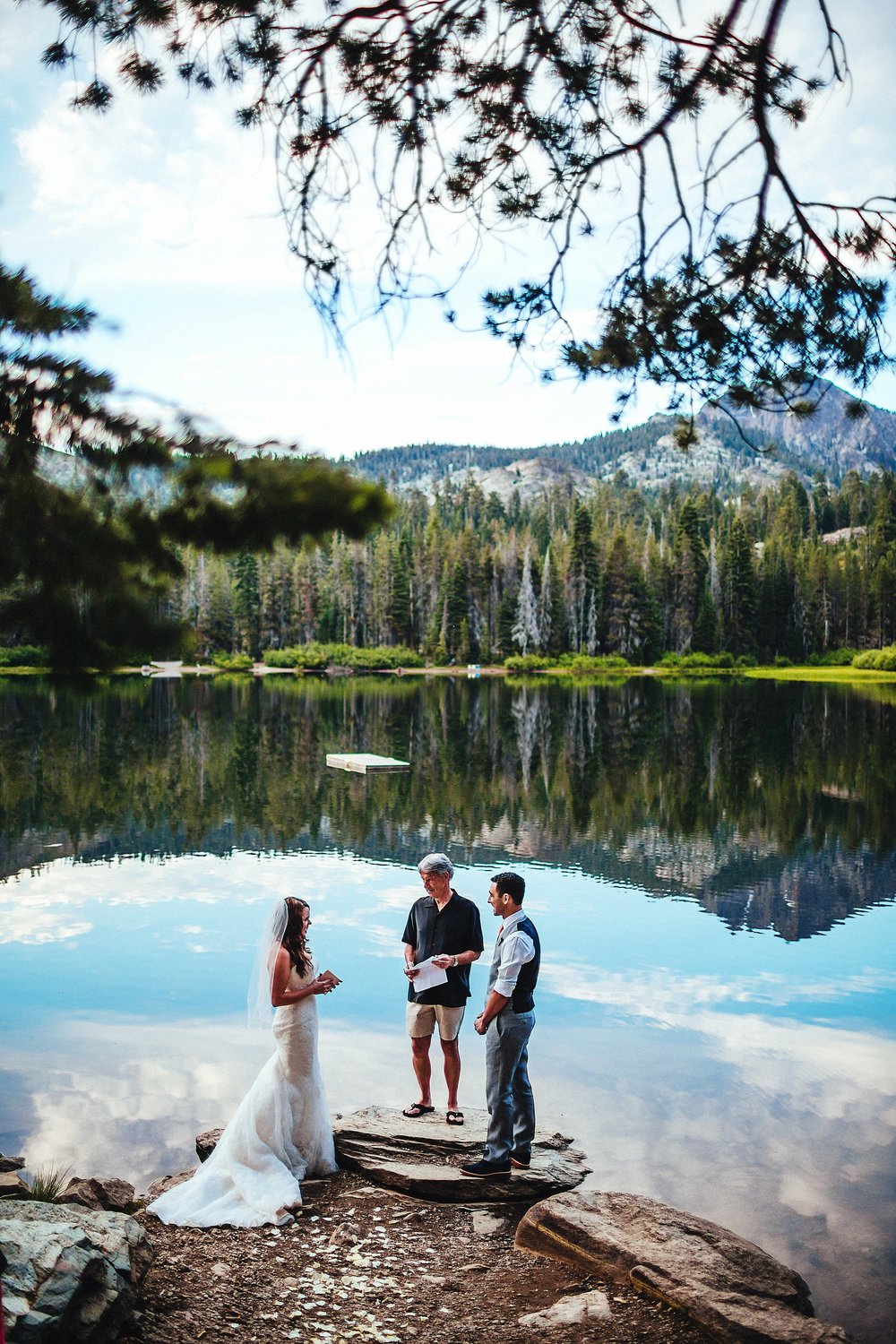 Earth Day Wedding Backdrop Ideas from Ecopartytime